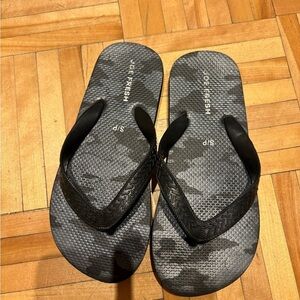 3-15) Joe Fresh Men's Gray Camouflage Flip Flops